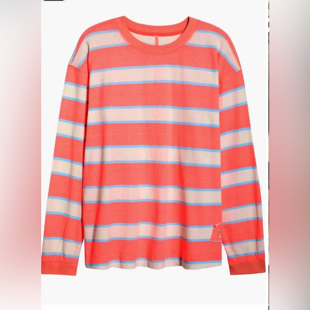 NWOT Free people movement printed Hustle layer long sleeve tee